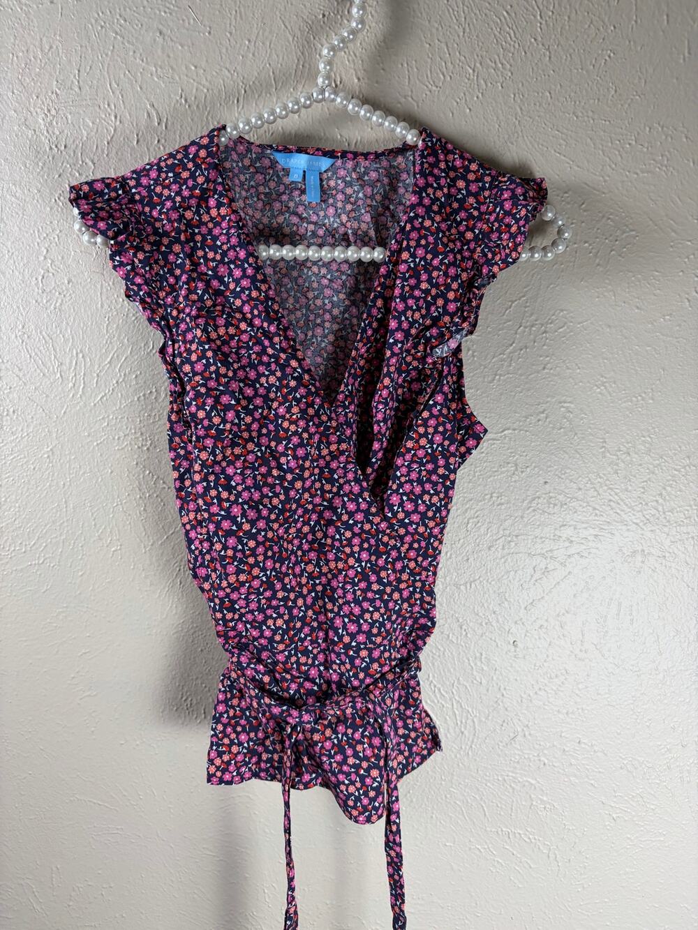 Draper James Wrap Shirt Size 8 Dark Floral Spring Preppy Whimsical Cotton Top